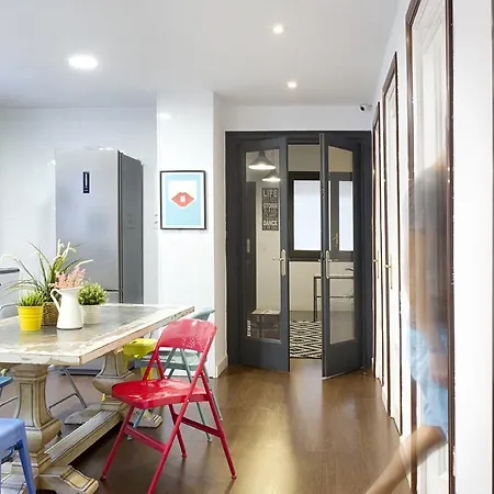 Sweet Bcn Traveller House Apartment *