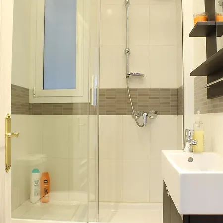 Sweet Bcn Traveller House *