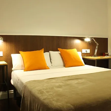 Sweet Bcn Traveller House Apartment *