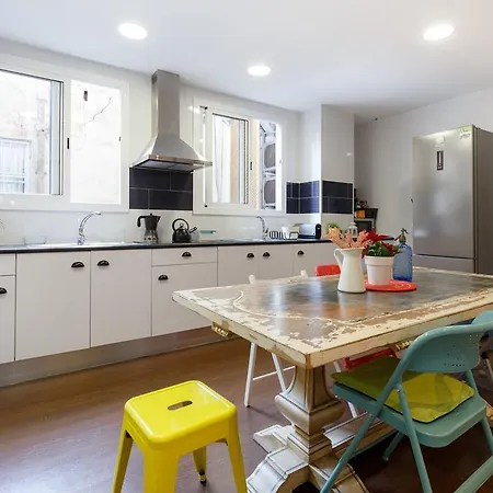 Sweet Bcn Traveller House