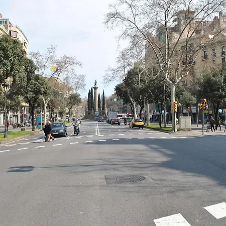 Апартаменты Sweet Bcn Traveller House
